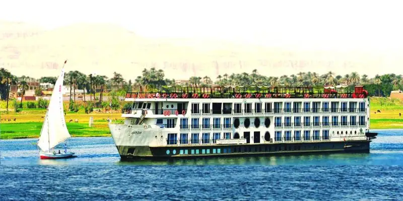 Round Trip Nile Cruise and Pyramids