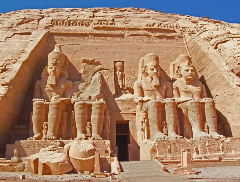 Trip to Abu Simbel by Coach